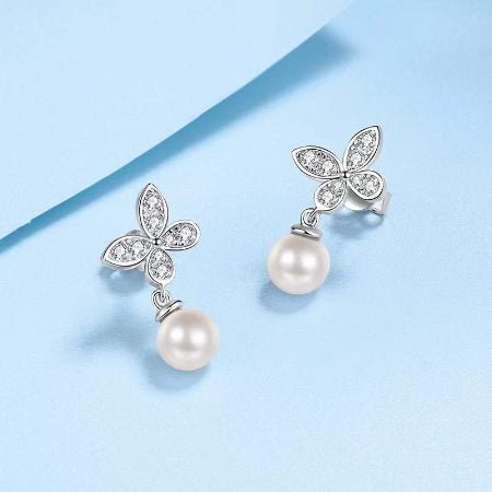 Antoinette Diamond & Pearl Earrings whitegold