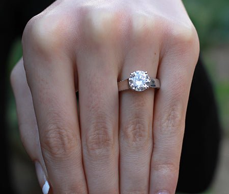 Lavender Round Moissanite Engagement Ring whitegold