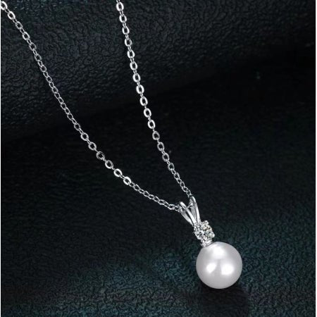 Logan Moissanite Necklace whitegold