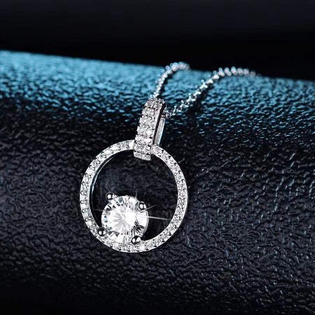Aviana Moissanite Necklace whitegold