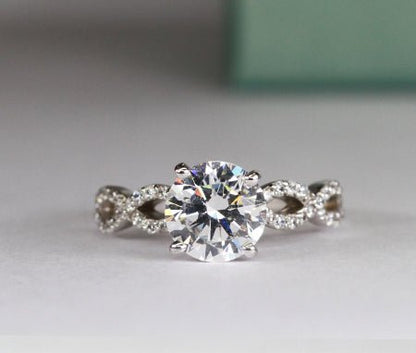 camellia round whitegold