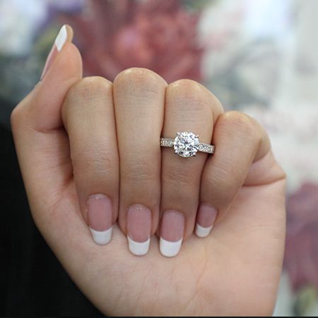 Heath Round Moissanite Engagement Ring whitegold