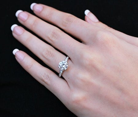 Holly Round Moissanite Bridal Set whitegold