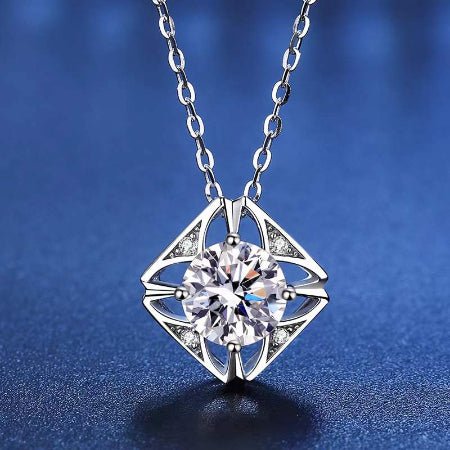 Kai Moissanite Necklace whitegold