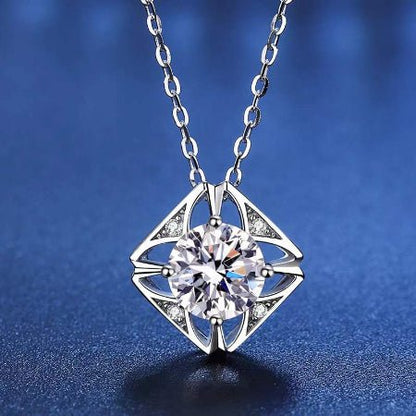 Kai Moissanite Necklace whitegold