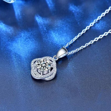 Marge Moissanite Necklace whitegold