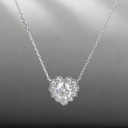 Nessa Moissanite Necklace whitegold