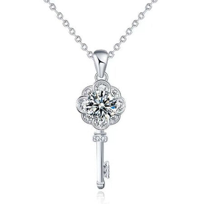 Riley Moissanite Necklace whitegold