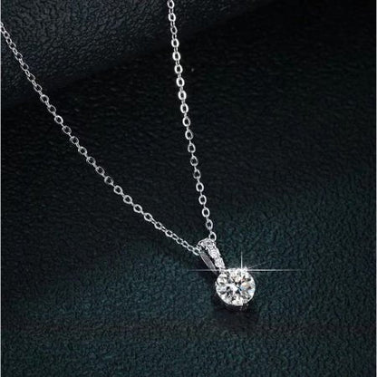 Tali Moissanite Necklace whitegold