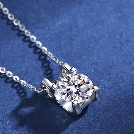 Vanna Moissanite Necklace whitegold