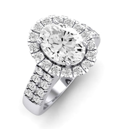 Velvet Oval Moissanite Bridal Set whitegold