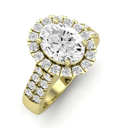 Velvet Oval Moissanite Bridal Set yellowgold